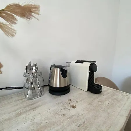 Garden Suite, City Centre Apartman *